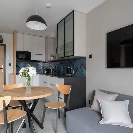 Avapatrs Blue アパート *